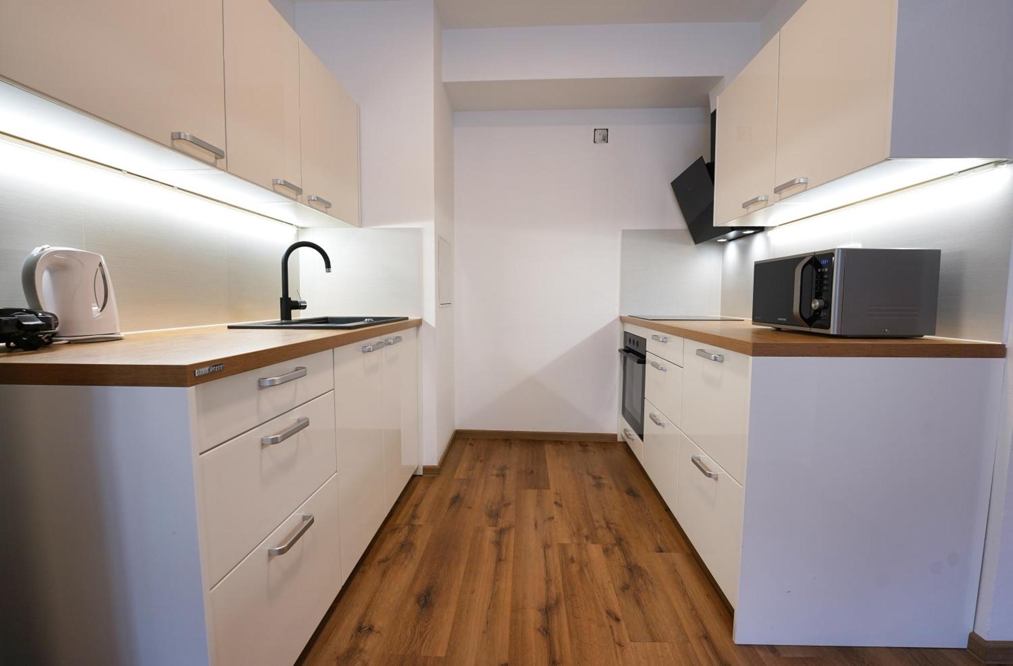 Apartments Metro 7 Ljubljana Eksteriør bilde